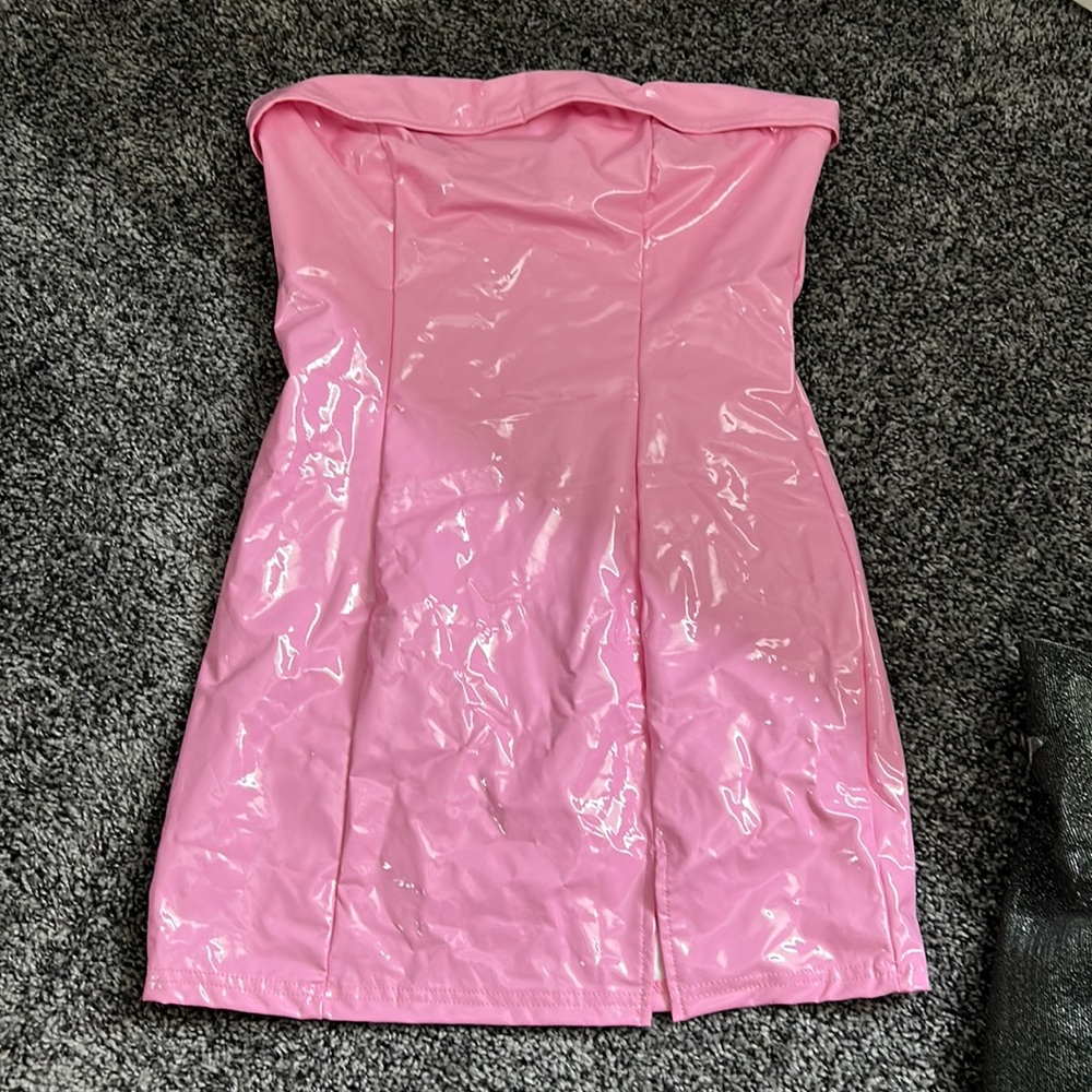 Pink dress